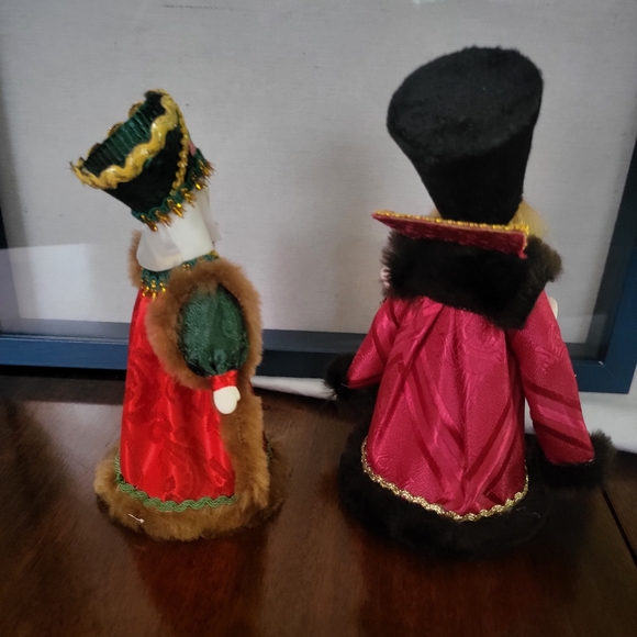 Traditional Russian Cone Doll Set. - Picture 3 of 6